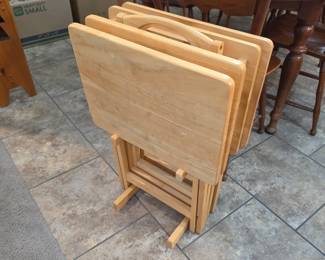 4 Wood TV Trays on Stand