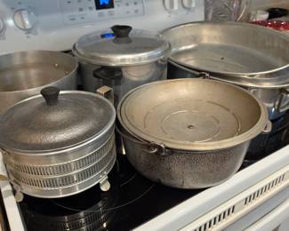 Hammered Aluminum Cookware