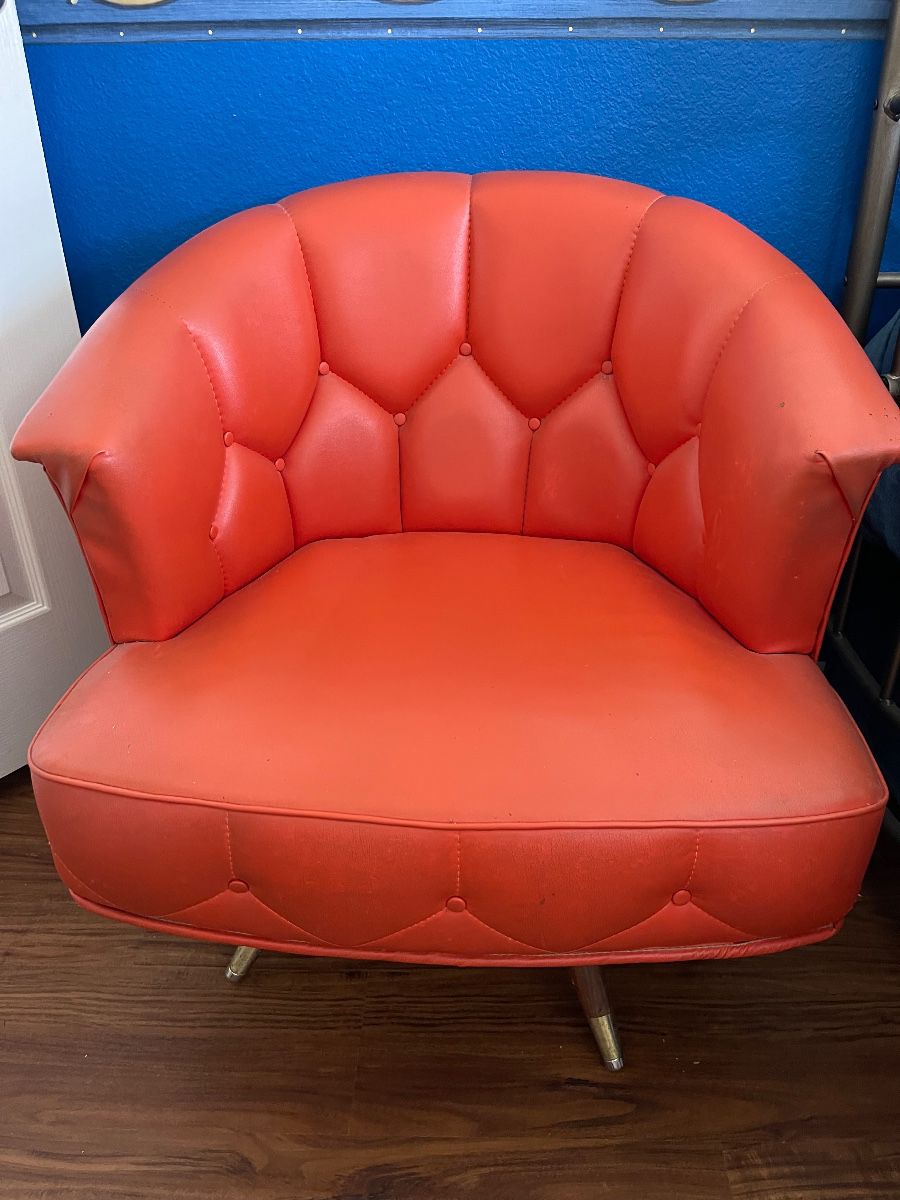 vintage 1960s Kroehler orange swivel lounge chair