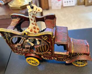 Vintage Cast Metal OVERLAND CIRCUS WAGON with Giraffe $50