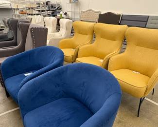 Accent chairs