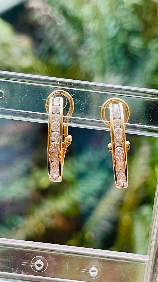 14K Gold Earrings with substantial Diamonds Tested