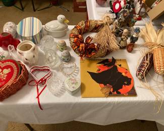 Easter, Valentines, Thanksgiving, Halloween decor