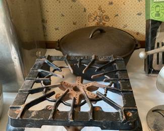 1930s Griswold No. 31 single burner stove