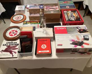 Texaco clocks, books, banks, planners, etc., Ion turntable