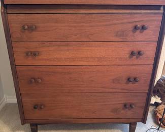 Mid Century Chest of Drawes