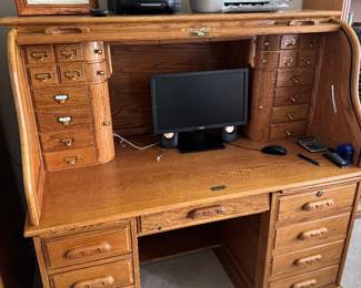 Lots of cubbies and drawers 