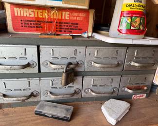 Another metal drawer compartments