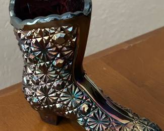 Vintage Fenton Glass - Daisy and Button. 