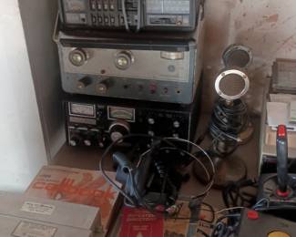 Vintage HAM radio and Commodore 64 computer items