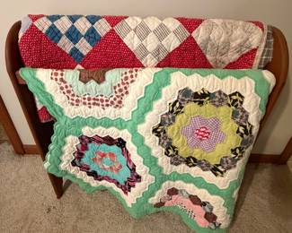 Quilts and Quilt Rack
