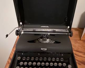 Royal Arrow Typewriter and Case