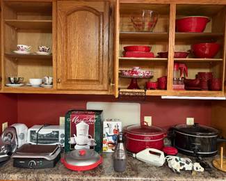 Kitchen Ware; Small Appliances