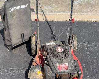 Troy Bilt Push Mower and Bag TB220 Self Propelled 21" Cutting Deck