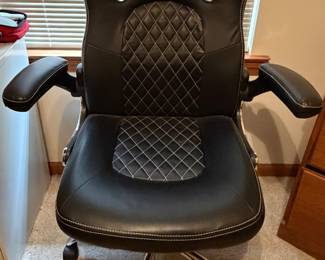 Black Desk Chair