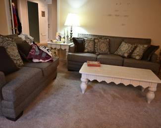 Tweed Living / Den Sofa 3 yrs old. 