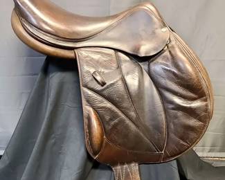Voltaire Design “Lexington” Monoflap Jump Saddle, Brown Leather, 18" Seat, French-Made (SHIPPING AVAILABLE)