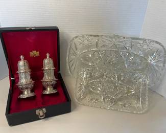 Vintage Corbell  Co Silver Plated Salt  Pepper Shakers With Anchor Hocking Glass Trays