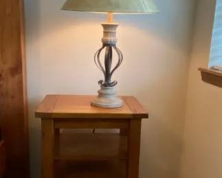 Solid Oak Accent Side TableNightstand With Lamp