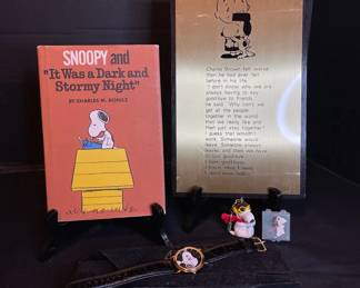 Armitron Quartz Snoopy Watch with WWI Flying Ace Pin and Keychain Book and Plaque