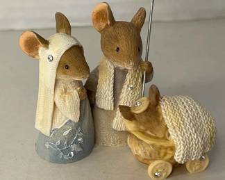 Enesco Heart Of Christmas Wee Believe Mouse Nativity Set Of Two