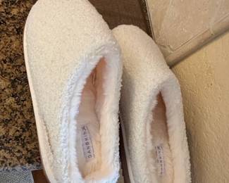 Danskin Womens Cozy Sherpa Lined Mule Slippers