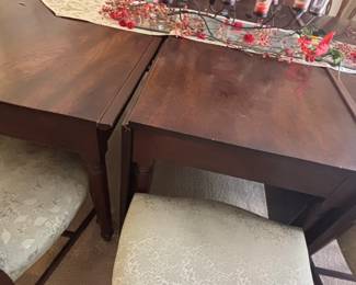 Duncan Phyfe Style Mahogany Dining Table with Six Chairs second image