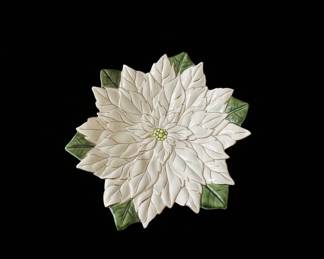 Certified International Winter Blooms D Poinsettia Platter
