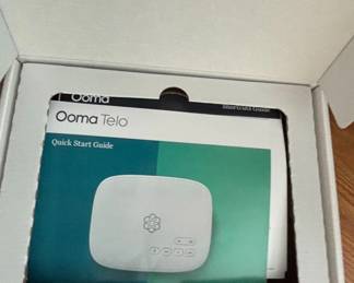 Assorted CDs and Electronics Bundle third image