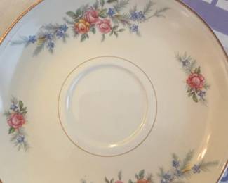 Homer Laughlin Eggshell Nautilus China Set third image