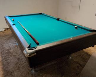 Minnesota Chief Products Inc. Pool Hall Billiard Table