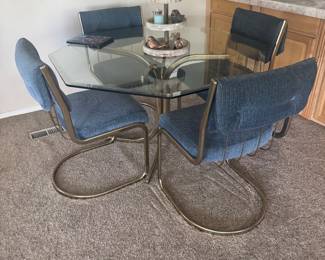 Dining Table & Chairs