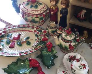 Cardinal Christmas decor