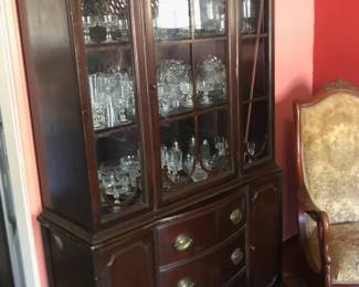 China Hutch, Crystal glassware