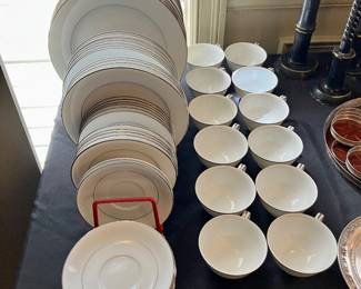 Noritake “Envoy” china set