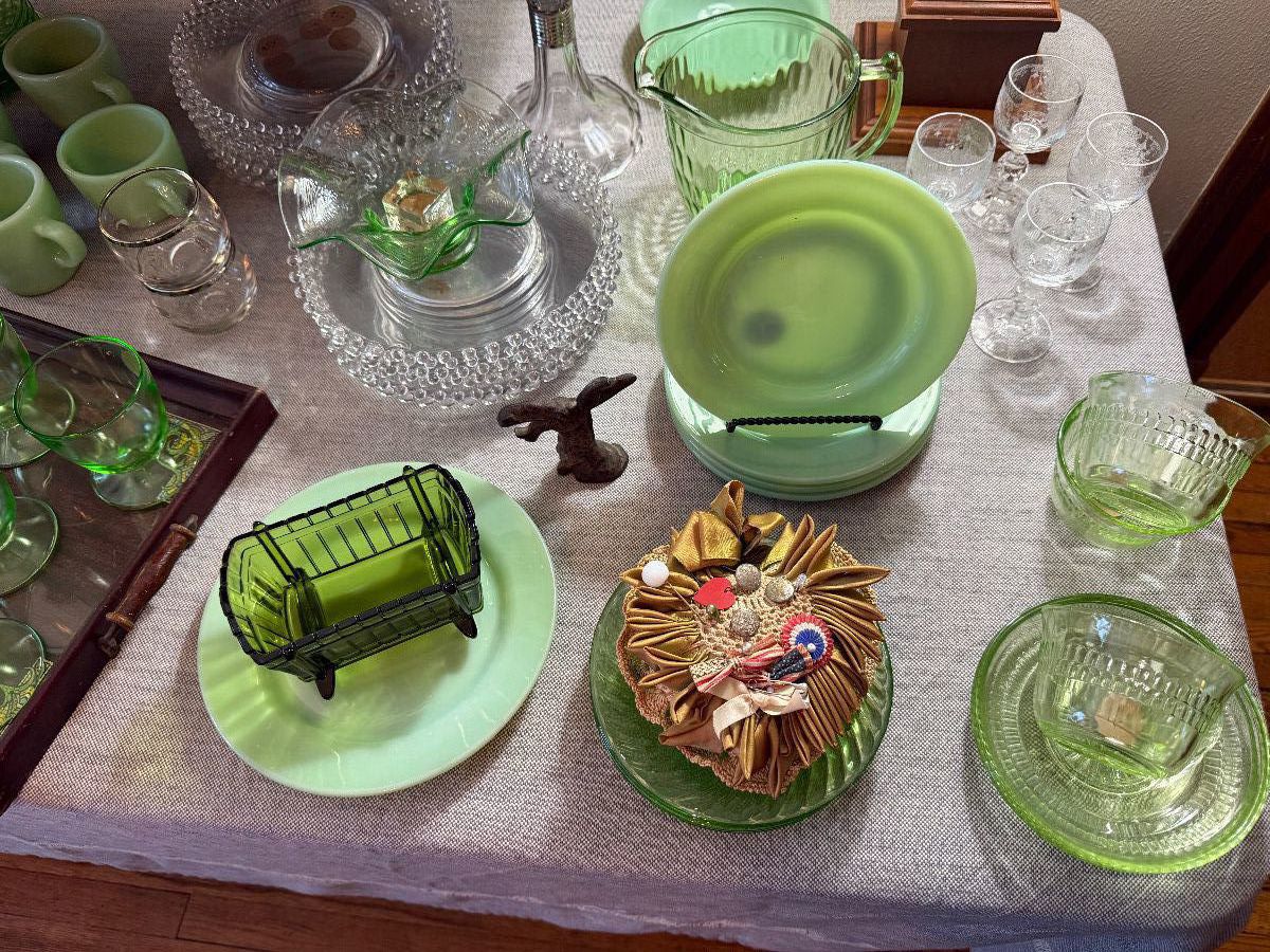 Jadeite and vintage items 