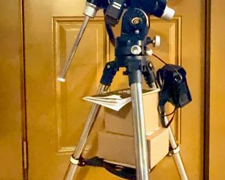 iEXOS-100 PMC Eight GoTo WiFi and Bluetooth Tracker System - with DSLR Dovetail & Solar Filter:  $200.00