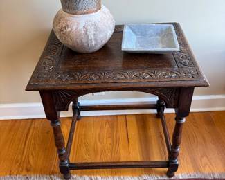 Arts & Crafts Style Oak Table