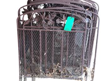 Metal Garden Fencing Flower Design on Tops