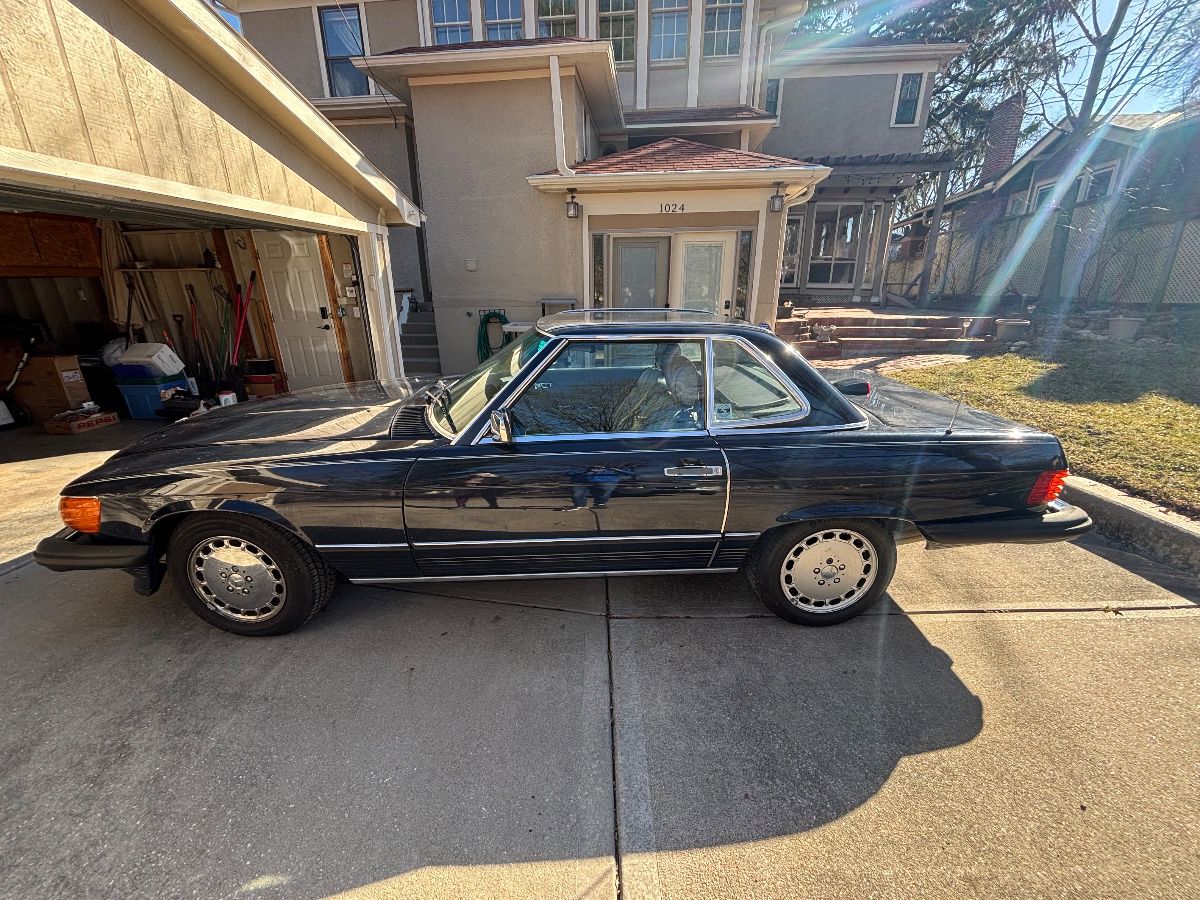Easy PZ Leavenworth Estate Sale starts on 3/27/2026