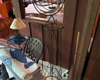 RUGS   GARDEN ORNAMENTS