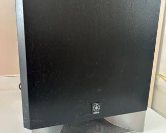 Yamaha subwoofer 