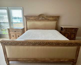 Lexington king size bed