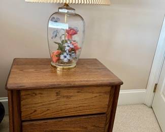 Pair, matching nightstands & lamps