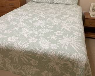 queen mattress/boxspring/frame $150