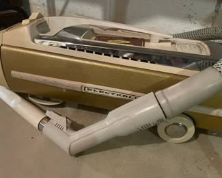 ELECTROLUX 1950's Vacuum Cleaner--Ultra Modern!