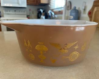 PYREX Bowl/Kitchenware