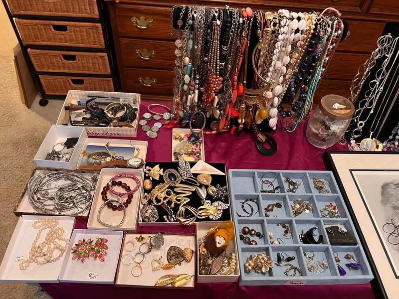 Variety of costume jewelry including Chico's items and a couple of Don Drumm pieces