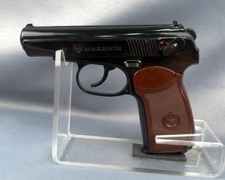 Umarex Makarov .177 Cal CO2 BB Pistol SN# 09C02515, Paperwork, In Box