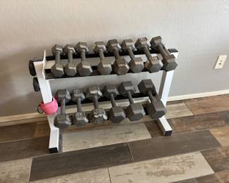 Set of dumbbells 5 pounds to 25